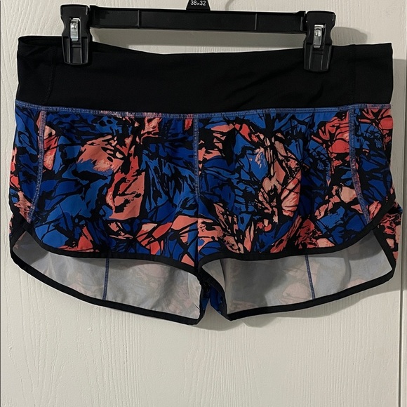 Lululemon Speed Shorts Paint Storm Harbor Blue Black Lined Size 8 - Picture 2 of 13